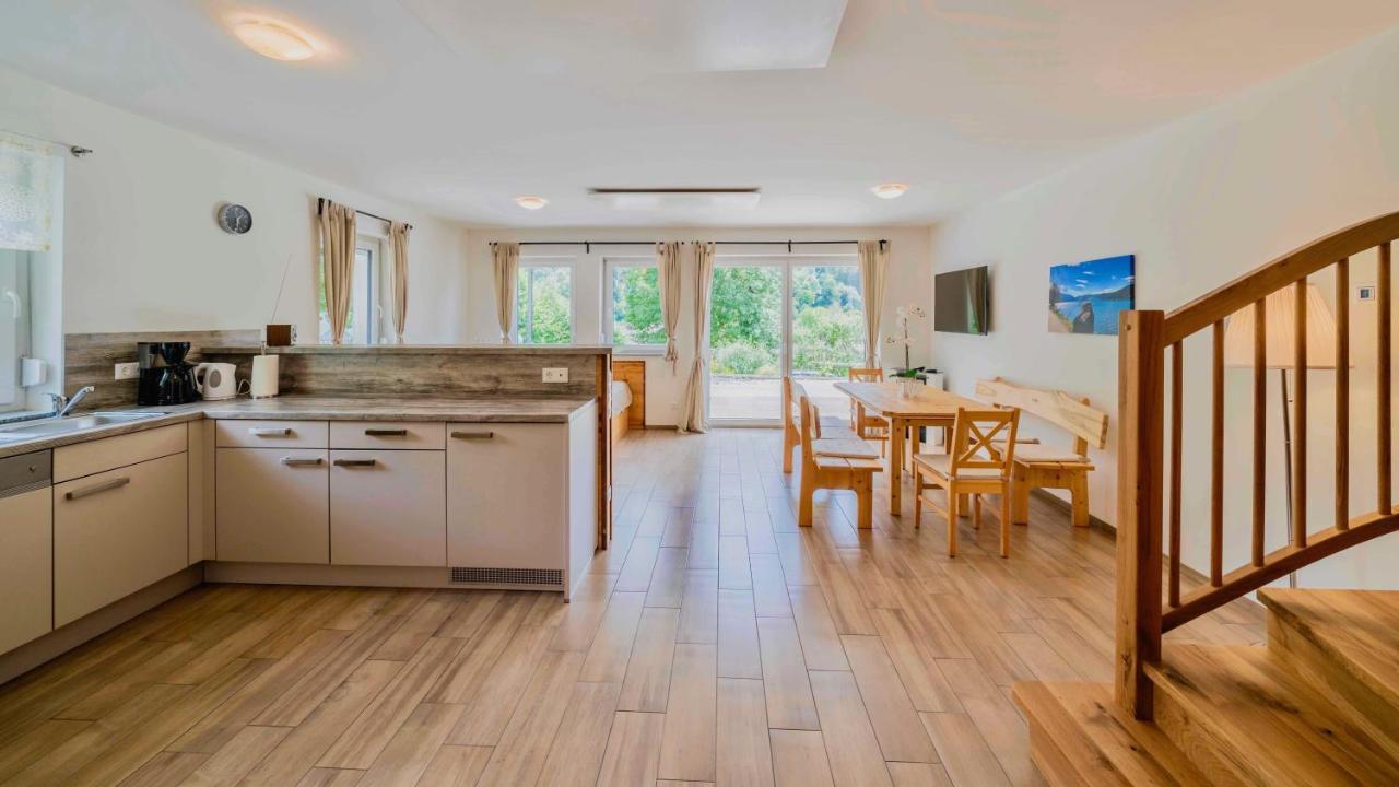 1Schoenes Ferienhaus Im Sonnigen Kaernten Dobriach Luaran gambar